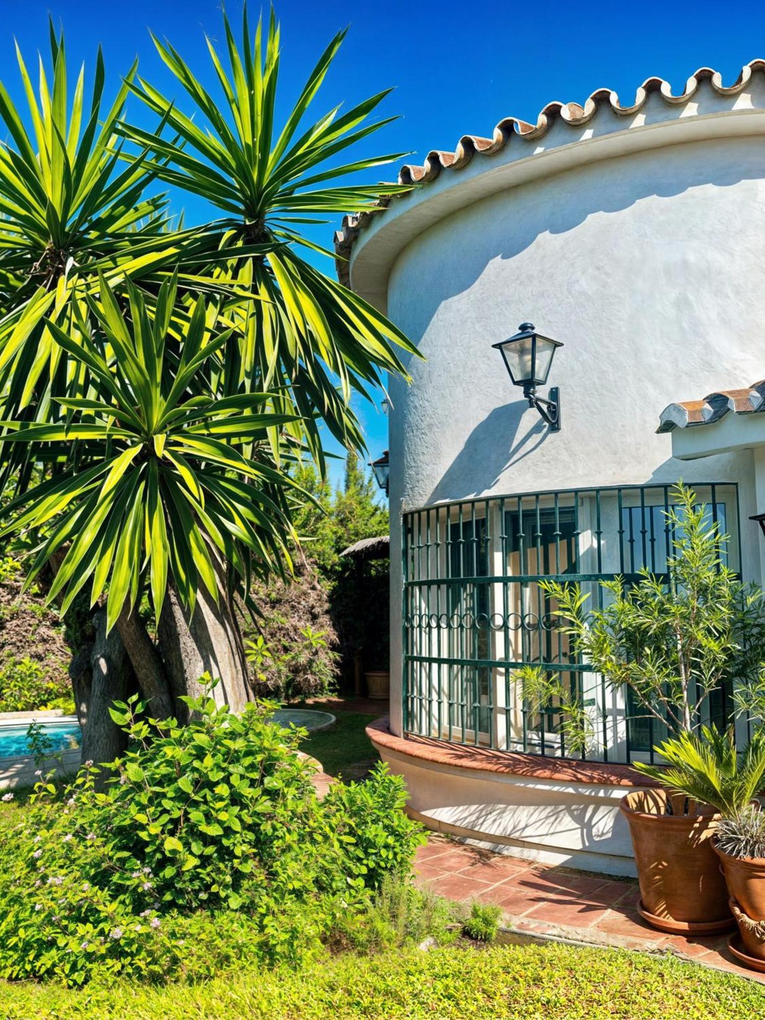 Villa Alfredo - Private Pool Next To The Beach Estepona Eksteriør bilde