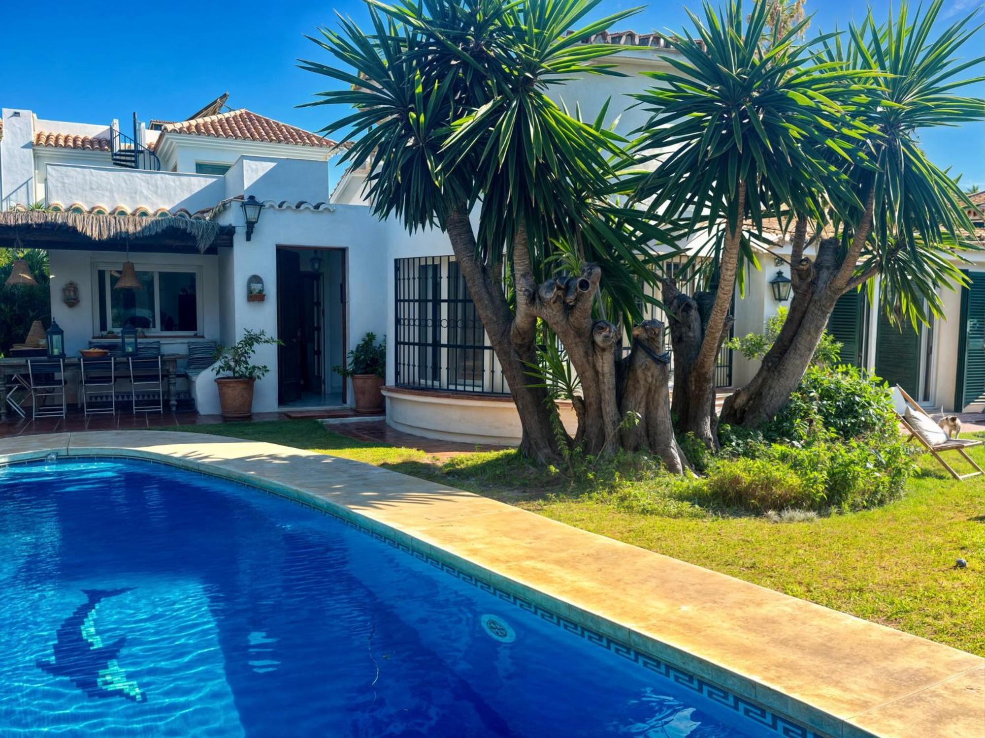 Villa Alfredo - Private Pool Next To The Beach Estepona Eksteriør bilde